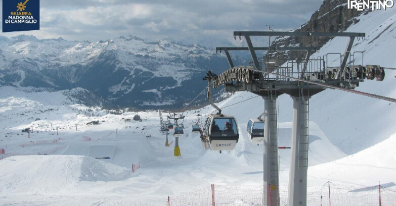 Webcam Madonna di Campiglio - From Grostè 