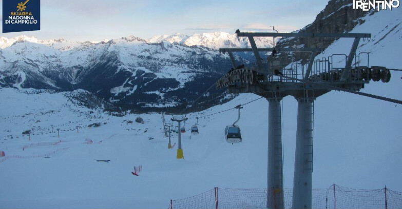 Webcam Madonna di Campiglio - From Grostè 