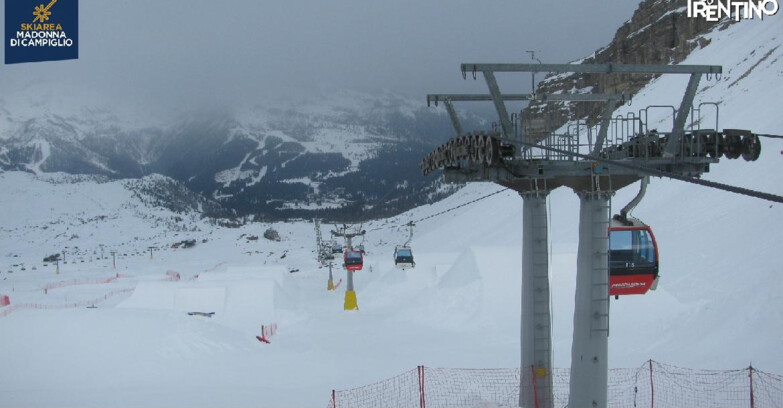 Webcam Madonna di Campiglio - From Grostè 