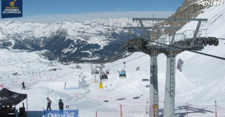 Webcam Madonna di Campiglio - From Grostè 