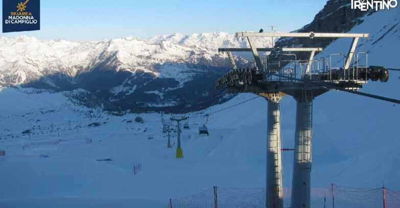 Webcam Madonna di Campiglio - From Grostè 