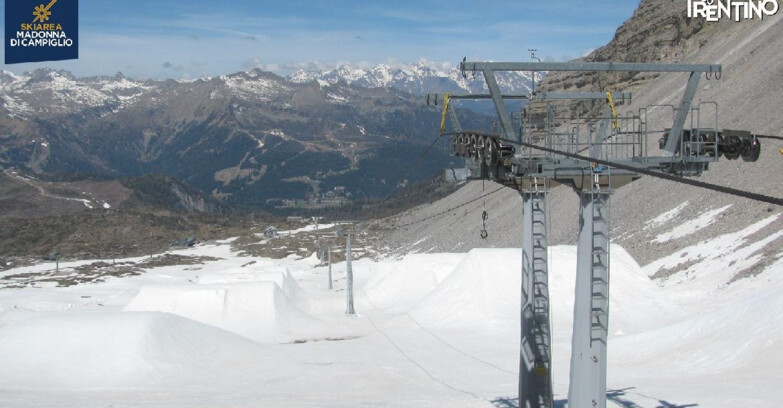 Webcam Madonna di Campiglio - From Grostè 