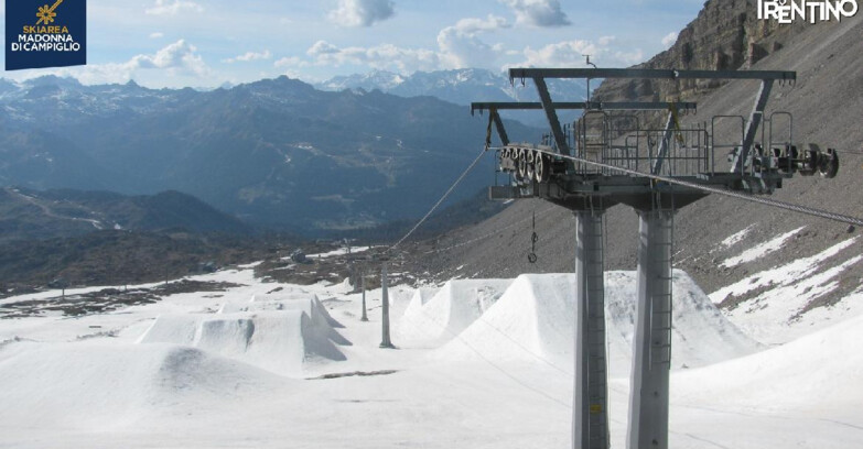 Webcam Madonna di Campiglio - From Grostè 