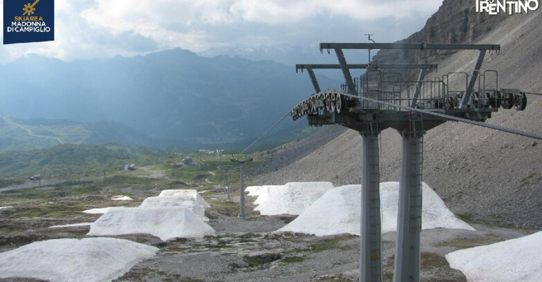 Webcam Madonna di Campiglio (Skiarea Campiglio Dolomiti di Brenta - Val di Sole Val Rendena) - From Grostè 