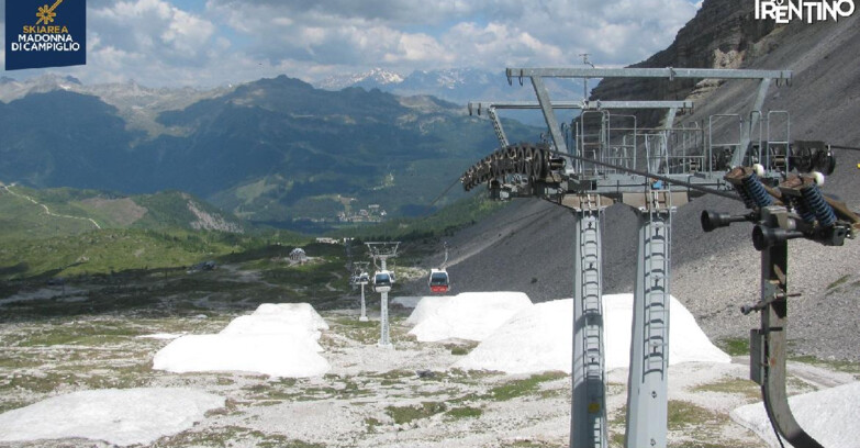 Webcam Madonna di Campiglio - From Grostè 
