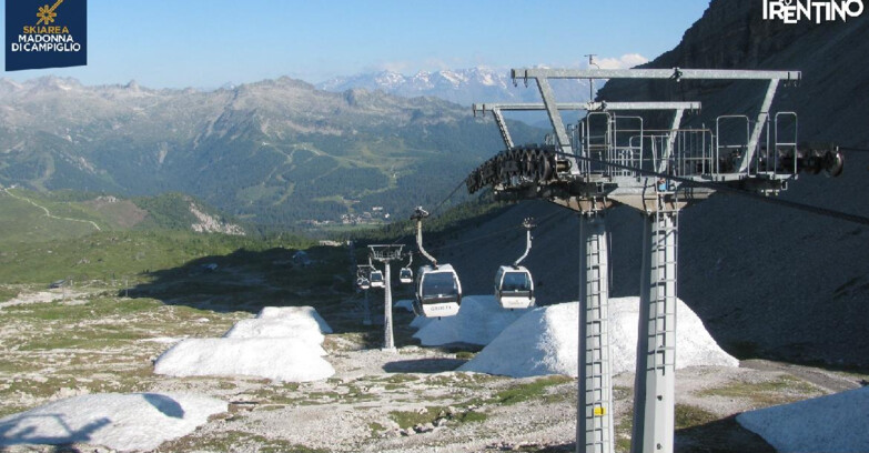 Webcam Madonna di Campiglio - From Grostè 