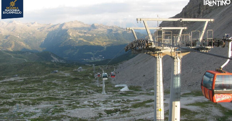 Webcam Madonna di Campiglio - From Grostè 