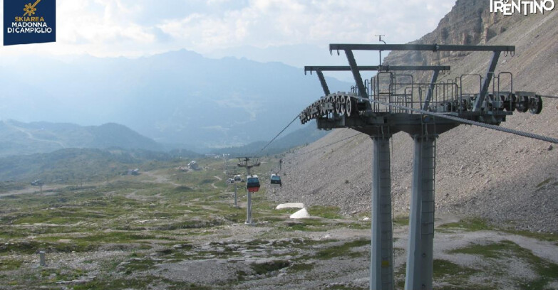 Webcam Madonna di Campiglio - From Grostè 