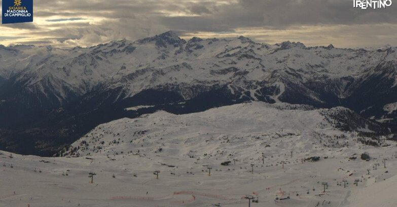 Webcam Madonna di Campiglio - Grostè Area