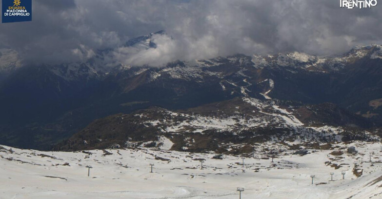 Webcam Madonna di Campiglio (Skiarea Campiglio Dolomiti di Brenta - Val di Sole Val Rendena) - Grostè Area