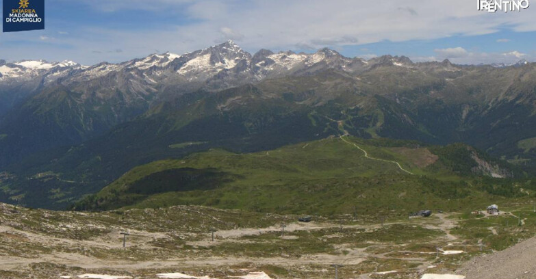 Webcam Madonna di Campiglio (Skiarea Campiglio Dolomiti di Brenta - Val di Sole Val Rendena) - Grostè Area