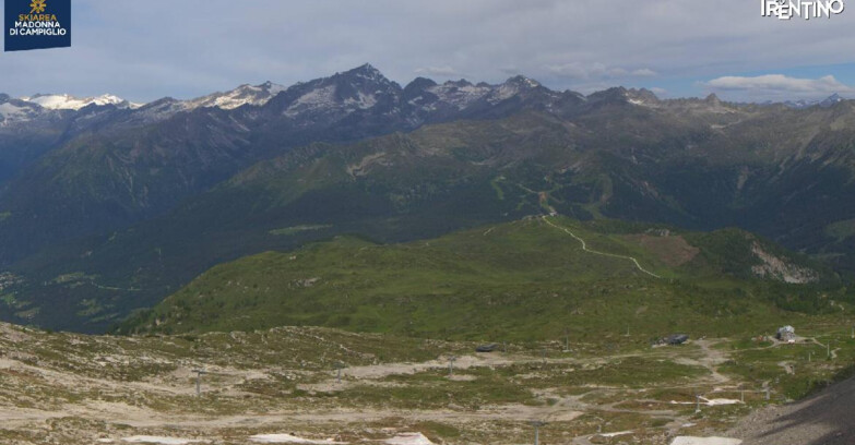 Webcam Madonna di Campiglio (Skiarea Campiglio Dolomiti di Brenta - Val di Sole Val Rendena) - Grostè Area
