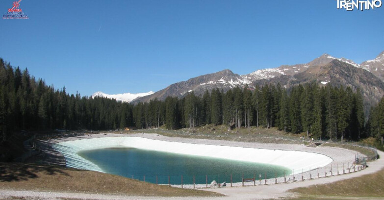 Webcam Madonna di Campiglio (Skiarea Campiglio Dolomiti di Brenta - Val di Sole Val Rendena) - Lago Montagnoli