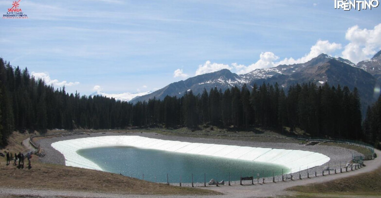 Webcam Madonna di Campiglio (Skiarea Campiglio Dolomiti di Brenta - Val di Sole Val Rendena) - Lago Montagnoli