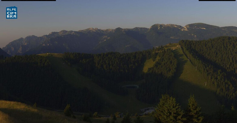 Webcam Skiarea Folgaria-Fiorentini - Folgaria Fondo Piccolo 
