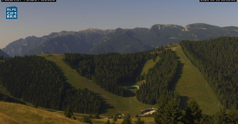 Webcam Skiarea Folgaria-Fiorentini - Folgaria Fondo Piccolo 